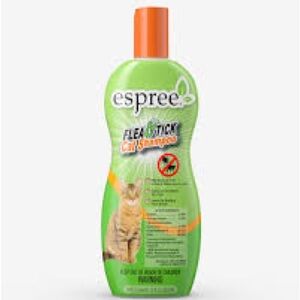 Green Flea & Tick Cat Shampoo: 2 Bottles